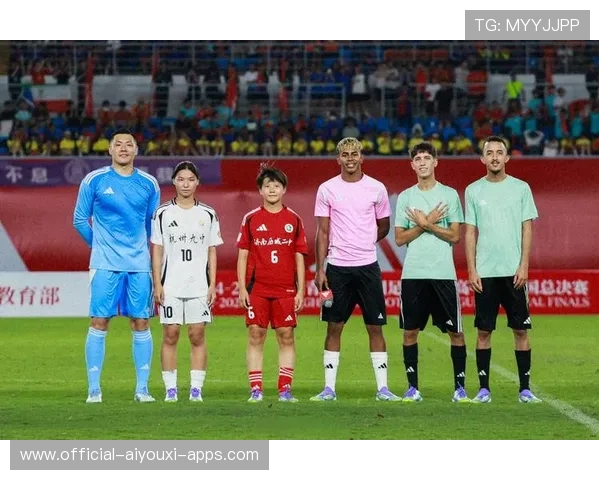 球员互换：两位球员交换火花重燃旧日辉煌？