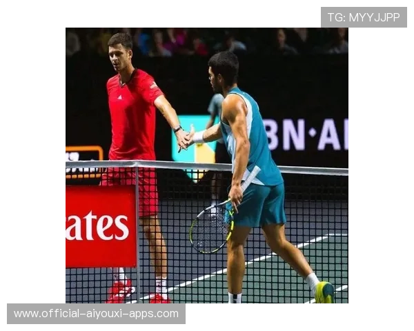 阿卡三盘打疯对手