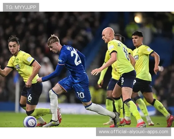 帕尔默：我享受在切尔西踢球的每一刻，帕尔默足球