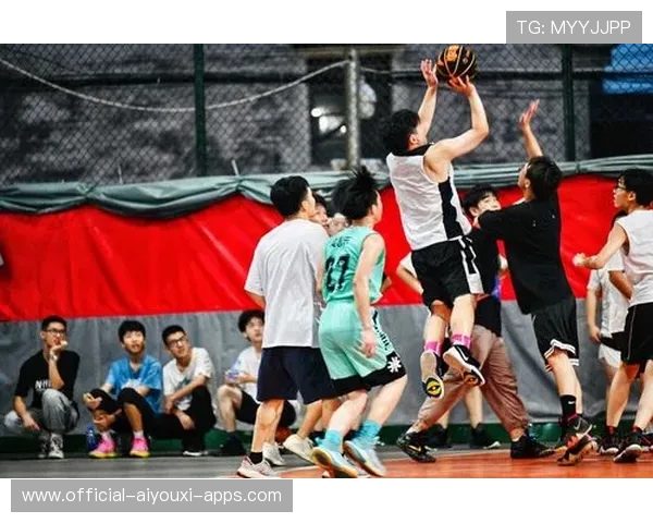 篮球梦点燃热爱与信仰之火,《篮球梦》 篮球梦点燃热爱与信仰之火,《篮球梦》